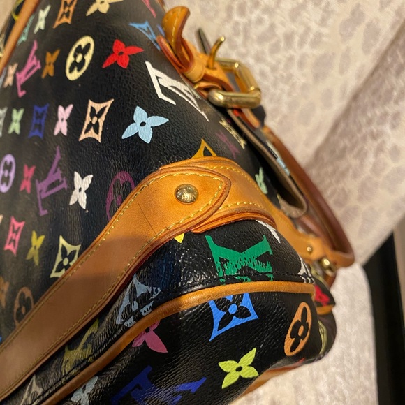SOLD!!! ♥️❤️ Louis Vuitton Priscilla certified - Picture 6 of 16